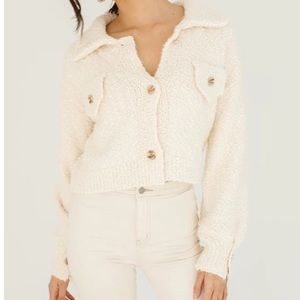 Cream knit top never worn